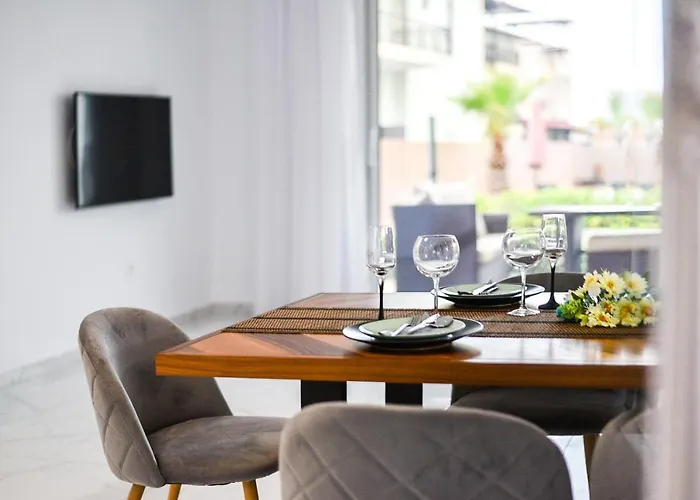Acrotel Porto Brava Luxury